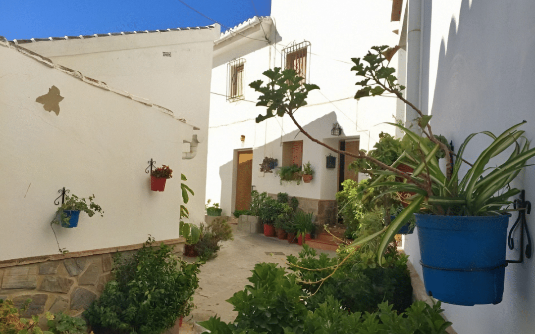 ¿Qué debes tener en cuenta al comprar una casa en un pueblo? Guía práctica para no equivocarte